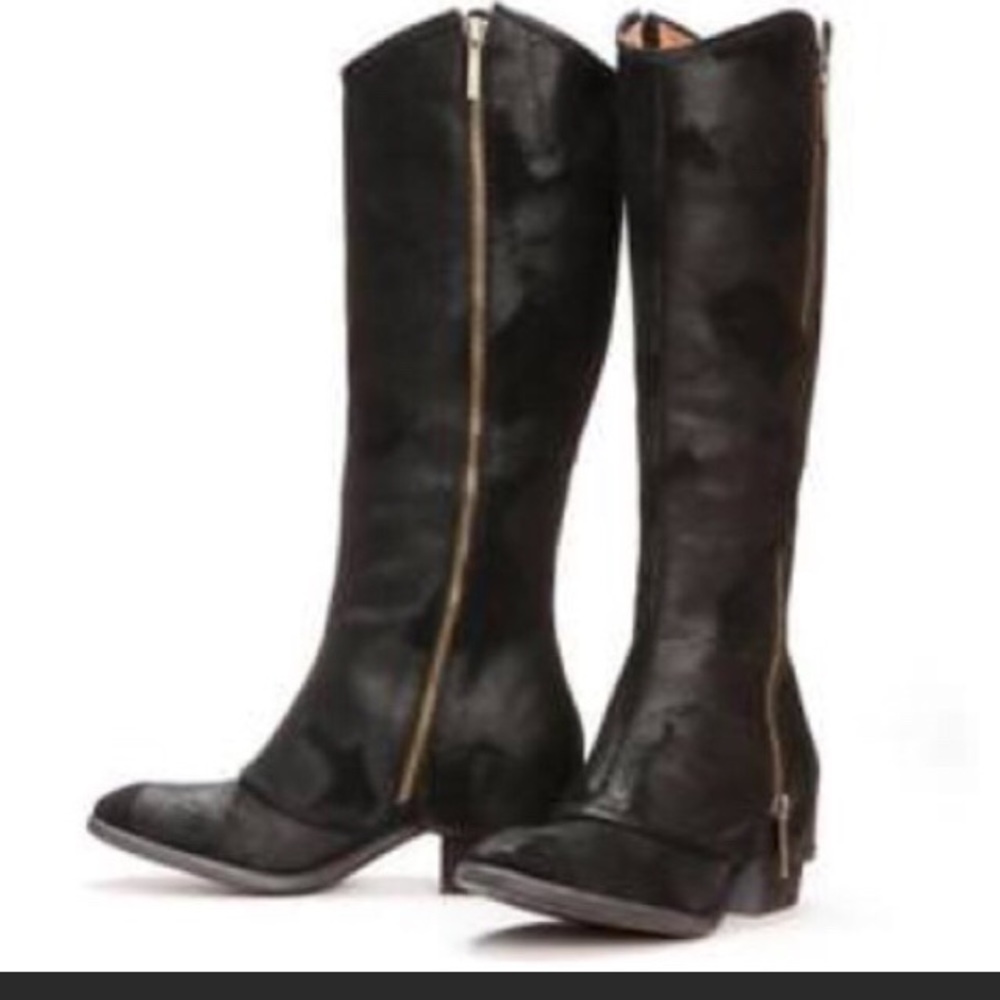 Donald J. Pliner Black Heeled Boots
